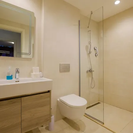 Waterfront - Art Apartment Belgrade